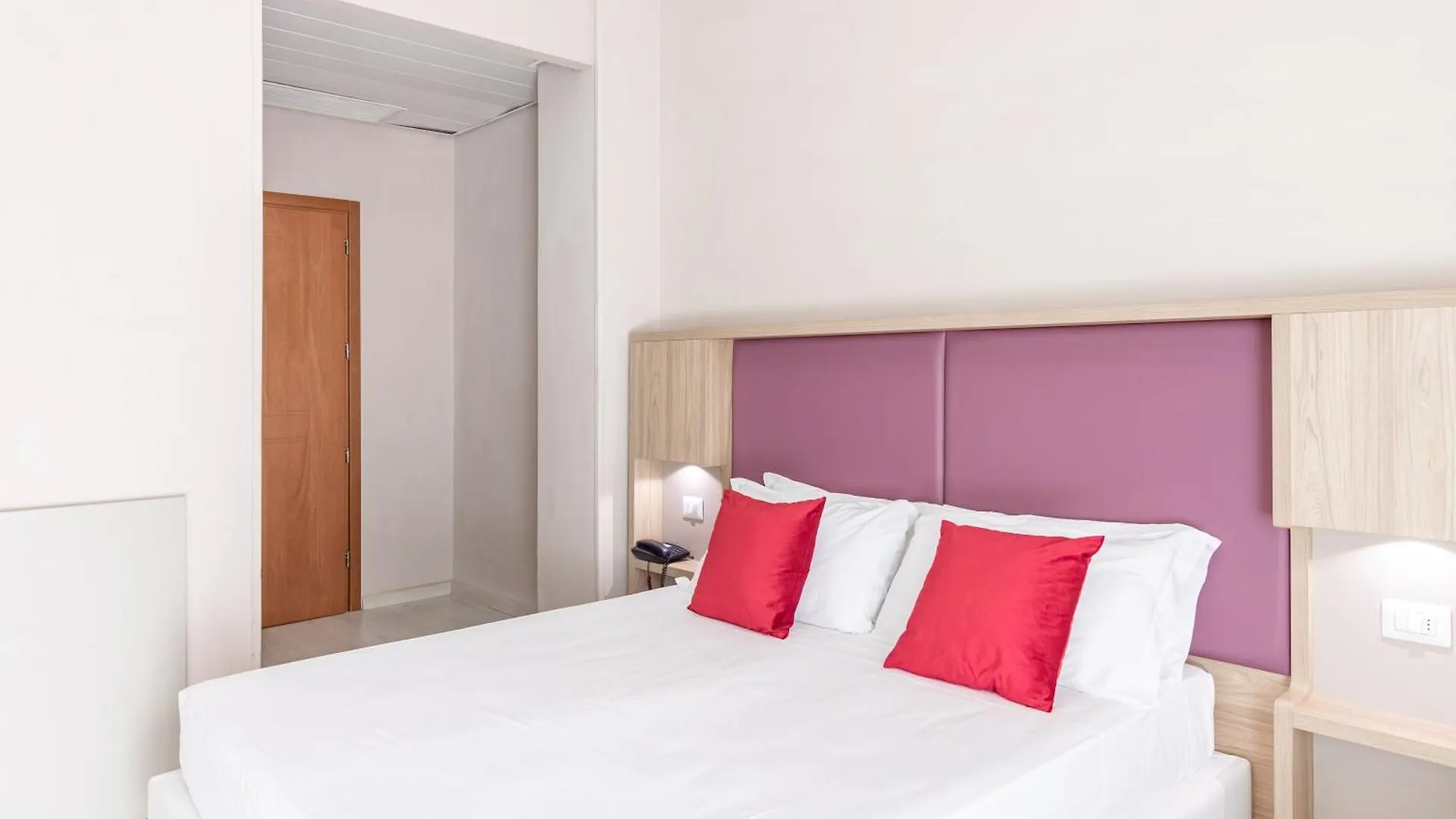 Hotel Biancamano Rimini 3*,